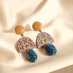 Colorful Baroque Acrylic Earrings. New With Packaging. Lightweight & Very Good Quality. Hypoallergenic And For Pierced Ears. Fast, Reliable Shipping. Mid Century Earrings, Long Drop Earrings, Baroque Fashion, Acrylic Earrings, Geometric Earrings, Simple Earrings, Blue Earrings, Jewelry Party, Long Earrings