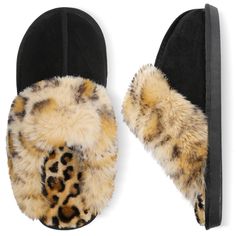 PRICES MAY VARY. Warm Plush Upper: Warm and breathable upper with comfortable thick plush collar that gently wraps your feet for warm and comfortable, Thick plush fur help your feet stay toasty and comfortable all day long Full Fur Lining:The soft fuzzy fur lining ensures maximum comfort and warmth, after putting it on, you never want to take it off again. Thick plush keeps your feet warm in cold weather, providing amazing comfort all-day long Soft and Comfortable Insole: These cozy open back house slippers are made with high-density memory foam cushion for added support and comfort. Great for relaxing at home or in the office Non-slip Sole: Womens slides slippers are made of sturdy rubber sole which excellent non-slip. Suitable for home and outdoor wear Easy Care: Machine wash with a laun Slides Fluffy, Fluffy Sandals, Fuzzy Slides, Slide Shoes, Flat Slipper, Warm Slippers, Shoe Inspo, Womens Slides, Slipper Sandals