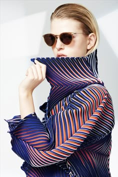 ausdrucken Fall Fashion 2016, Design Moda, Looks Street Style, Textiles Fashion, Blue And Orange, Op Art, 2016 Fashion, Mode Vintage