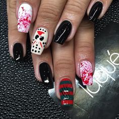 Fun Nail Designs Creative Latest Fashion, Halloween Coffin Nail Ideas, Halloween Toenail Designs, Gelish Halloween, Horror Themed Nails, Desi Nails, Creepy Halloween Nails, It Nails, Nail Art Cute