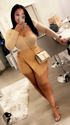 Nude Outfits, Effortlessly Chic Outfits, Brunch Outfit, Curvy Girl Fashion, Baddie Outfits Casual, Cute Simple Outfits, Curvy Outfits, Lookbook Outfits