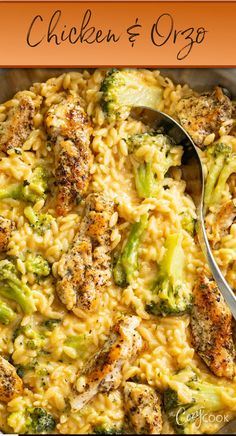 chicken and orzo with broccoli in a skillet Foods High In Fiber, Vegetable Slow Cooker, Creamy Cheese Sauce, Favorite Recipes Dinner, Broccoli Recipes, Creamy Cheese