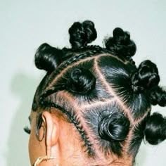 Fun Photoshoot Black Women, Culture Hairstyles, Unique Hairstyles For Black Women, African American Culture, Girls Natural Hairstyles