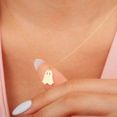 This Charm Necklaces item by JewelryTreasureInUS has 380 favorites from Etsy shoppers. Ships from Saint Louis, MO. Listed on Sep 4, 2024 Ghost Necklace, Book Mood, Classy Halloween, Necklace Minimalist Jewelry, With My Love, Funny Ghost, Necklace Cute, Necklace Minimalist, Halloween Jewelry