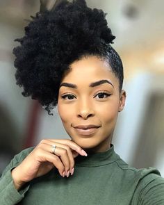 High Puff Hairstyles, Puff Styles, Puff Hairstyles, Afro Puff Hairstyles, Side Ponytail Hairstyles, Natural Hair Puff, High Puff, Twisted Hair