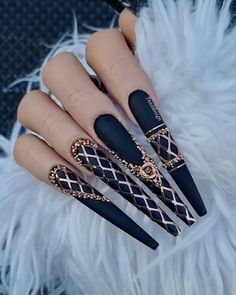 Black Crystal Nail Designs, Xl Stiletto Nails, Nail Noel, Nails Styles, Nail Designs Valentines, Glam Nails