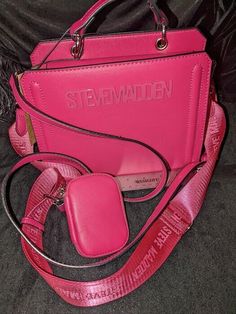 Steve Madden Bags Cross Body, Pink Steve Madden Purse, Steve Madden Bags Handbags, Steve Madden Bevelyn, My Style Bags, Luxury Bags Collection, Steve Madden Purse, Mcm Bags, Tic Tok