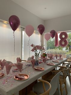 Birthparty Ideas, 18th Party Ideas, 17. Geburtstag, Tårta Design, 18th Birthday Party Themes, 18th Birthday Decorations, 17th Birthday Ideas, Eighteenth Birthday