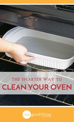 Wondering how to clean your oven? This simple method that makes it downright easy, and it requires much less elbow grease! Clean Your Oven, Oven Cleaner, Cleaning Tips Tricks, Cleaning Stuff, Homemade Cleaners, Deep Cleaning Tips, Cleaning Tips And Tricks, Cleaning House