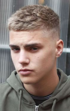 Long Buzzcut Men Fade, Warrior Haircut Men, Men’s Short Hair Cuts, Short Fade Haircut Men, Hairstyles For Teenage Guys, Crew Cut Hair, Viking Haircut, Very Short Hair Men, Crew Cut Haircut