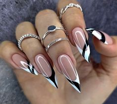 French Stiletto Nails Design, Nail Art Stiletto, Almond Nails Designs, Black Nail, Classy Nails, Fancy Nails, Best Acrylic Nails, Long Acrylic Nails