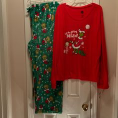 Soft Plush Pants Grinch Pajamas Women, Grinch Pajamas, Plush Pants, Grinch Christmas, Christmas Pajamas, Dream Wardrobe, Pajamas Women, Grinch, Soft Plush