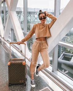 Fall Airport Outfit, Airport Outfit Winter, Comfortable Travel Outfit, Airport Outfit Summer, Fall Travel Outfit, Tumblr Outfits