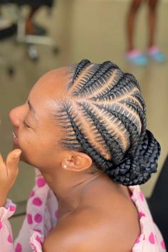 Cornrows Hairstyles for Melanin Girls Cornrow Braid Styles, Latest Hair Braids, Cornrows Hairstyles, Natural Hair Bun Styles, Cornrows Styles