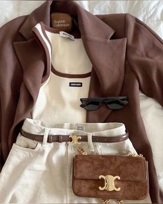 Belt Outfit, Capsule Wardrobe Women, Cute Work Outfits, Corporate Outfits, Brown Outfit, Mode Casual, Interview Outfit, Professional Outfits