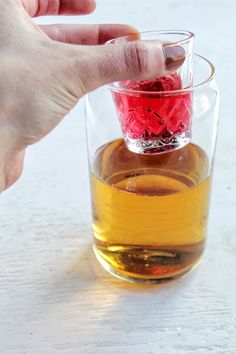 Looking for some easy shots to make for parties? These shots are made with vodka, tequila, whiskey, and more! These recipes are simple to make and your friends are going to be asking for more of these fun alcoholic shots. Many of these shots are easy to make in bulk. Shot Recipes, How To Make Drinks