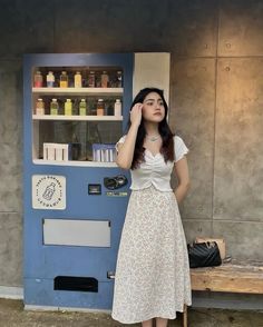 Tita Look Outfit, 90s Dressy Outfits, Long Skirt And Tee Shirt, Korean Casual Outfits Dresses, Tita Outfit Dress, Modest Cool Girl Outfits, Coffee Date Outfit Korean, 90s Pants Outfits, Basic Feminine Outfits