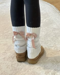 Uggs Pink, Bows Aesthetic, Uggs Shoes, Winter Uggs, Cute Uggs, Bow Legged