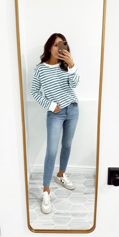 Haul try-on + outfit ideas ~ Lilly Style Casual Mum Outfit Spring, Romantic Style Outfit Winter, Easy Casual Outfits, Spring Everyday Pull-on Style Jeans, Modest Jeans Outfit, Spring Everyday Pull-on Jeans, Mom Outfits Fall, Basic Girl Outfit, Summer Outfits For Moms