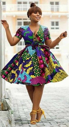 A beautiful African print wrap dress sewn with love.  Its made of 100% African cotton print.Other fabric options are available. Please note that measurements in the size guide are general US measurements.  I would be please if you send me your measurement of the following. Shoulder to shoulder Bust (Around the bust under the arm) Waist Hips (Around the widest part of your hip) Length (From your shoulder to how long you want the dress) Shipping: We ship Via DHL 3 to 5 working days. Please start a Asoebi Style, African Kaftan, Nigerian Style, Ankara Short Gown Styles, Krobo Beads, Style Africain, Dresses African, Ghanaian Fashion, Kente Styles