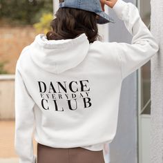 Our DANCE EVERYDAY HOODIE combines comfort and expressiveness. Showcase your LOVE and PASSION for DANCE with a look that not only earns admiration in the dance studio but also on the streets. Embrace your passion in style en pointe. Top Quality Prints from Both Sides of the Atlantic! We collaborate with exceptional printing partners in Europe and the USA. Look for 'US' in the title to ensure it's printed in the USA and 'EU' for prints from Europe. Each item is printed to order JUST FOR YOU! This Dance Sweaters, Dance Merch, Dance Class Outfits, Dance Hoodies, Dance Class Outfit, Ballet Positions, Class Outfits, Ballet Bag