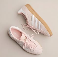 Adidas Gazelle Pink, Pink Gazelles, Light Pink Adidas, Adidas Gazelle Indoor, Pretty Sneakers, Dr Shoes, Preppy Shoes, Pretty Shoes Sneakers, Shoe Wishlist