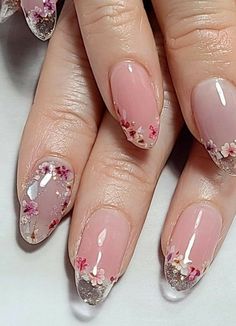 Nail Polish Ideas Easy, Square Nail Designs, Vintage Nails, Fancy Nails Designs, French Tip Acrylic Nails, Floral Nail Art, Birthday Nails, Luxury Nails, Accent Nails