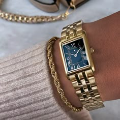 Old Money Watches Women, Classy Watches Women, Watch Women's Classy, Gold Watch Aesthetic, Women Watches Classy Elegant, Watch Stack, Gold Watch Women