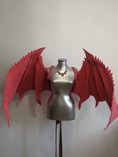 Dragon Wings Halloween Wings Giant Wings Large Wings Red Wings Costume Accessories - Etsy How To Make Dragon Wings, Red Fantasy Costume Accessories For Themed Events, Nimona Cosplay, Diy Wings Costume, Dragon Wing Costume, Dragon Halloween Costumes, Shrek Dragon Costume, Diy Dragon Wings, Dragon Queen Costume