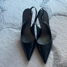 Brand New Guess Heels Size 6 Guess Heels, Black Heels, Shoes Women Heels, Shoes Heels, Womens Sizes, Size 6, Women Shoes, Brand New, Heels