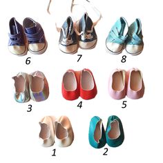 nine pairs of baby shoes are shown with the numbers in each one's shoe