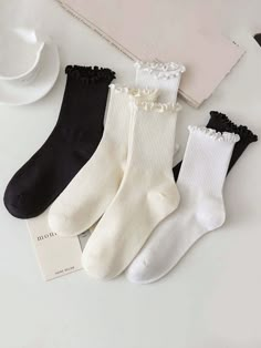 Ruffled Socks, Solid Socks, Women Crew Socks, Dr Wardrobe, Stil Elegant, White Set, Socks For Women, Dr Closet, Cute Socks