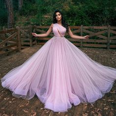 € 103,89 40％ Off | UZN Chic Pink Princess Dots Tulle Prom Dress One Shoulder Appliques Lace Evening Dress 2022 Sexy Party Dress Robe de bal Prom Dress One Shoulder, Tulle Pink, Indian Wedding Gowns, Princess Prom Dresses, Lace Evening Dress, Pink Evening Dress, Dress 2022, Dresses Wedding Guest, Occasion Dresses Wedding