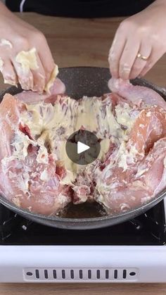 I learned this in a restaurant! This is the tastiest chicken I've ever had | I learned this in a restaurant! This is the tastiest chicken I've ever had | By Easy Recipe | I learned this in a restaurant.
This is the tastiest chicken I've ever had. Start by cutting
an entire chicken weighing about two kilos, cut it in
half, butterflying it just like this. Then season it with a
pinch of salt, a pinch of black pepper and spread it with your
hands. Once you've done that, flip the chicken and repeat
this process on the other side. And set aside. Now, using a
fork, poke several holes in a 200 gram stick of unsalted
butter. Now squeeze this butter on the chicken just like this.
Spread this butter all over the chicken and repeat this process
on the other side. After that, in a skillet over medium t Poulet General Tao, Yummy Fries, Chef Club, Recipes Learn, Chicken Recipies, Chicken Dishes Recipes, Party Foods, Poultry Recipes, Chicken Thigh Recipes