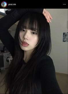 Haircut For Long Hair Straight Bangs, Korean Bangs Straight Hair, Haircut For Straight Hair With Bangs, Haircut Aesthetic Long, Bangs For Black Hair, Black Long Straight Hair With Bangs, Bangs For Layered Hair, Long Haircut With Bangs Straight, Long Straight Hair And Bangs