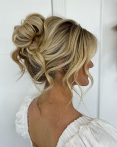 She Is The Moment, Ottawa, Good Old, Love A, Carousel, Bridal Hair, Old Fashioned, Wedding Day, Hair