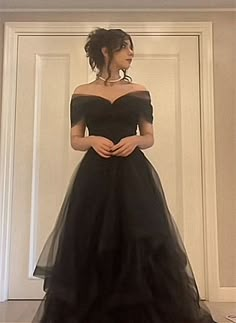 Black Tulle Sweetheart Off Shoulder Long Party Dress, A-line Black Pro – BeautyDressy Tulle Prom Dress Black, Prom Dress Black, Party Dress Black, Prom Dress Inspo, Long Party Dress, Black Off Shoulder, Black Prom Dress, Prom Dress Inspiration, Prom Dresses Vintage