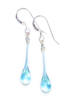 These minimalist glass drop ear rings evoke the smooth flow of molten glass, frozen forever in an elegant drop of glass. Space Babe, Bombay Sapphire Gin, Bombay Sapphire, Drop Jewelry, Quirky Jewelry, Teaching Outfits, Glass Drop Earrings, Gin Bottles, Aquamarine Earrings