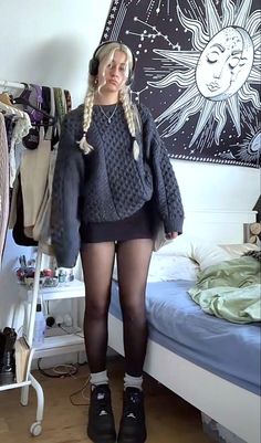 6th Form Outfits, Pastel Outfit, Rock Outfit, Autumn Fits, Cold Outfits, Sweatshirt Outfit, Mode Inspo, Looks Chic