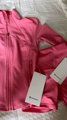 Glaze Pink Lululemon, Pink Lulu Outfit, Lululemon Pink Outfit, Pink Lululemon Set, Lulu Lemon Set, Pink Lululemon Jacket Outfit, Lulu Lemon Aesthetic, Lulu Jacket Outfit, Lulu Lemon Outfits