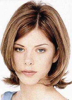 Medium Side Bangs, Women Haircuts Medium, Hair Short Styles, Bob Pendek, Haircuts Medium, Women Haircuts, Medium Layered Hair, Side Hairstyles, Shoulder Length Hair Cuts