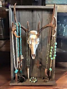 Rustic southwest inspired jewelry rack Florida College, European Mount, Antler Crafts, Deer Mounts, Western Rustic, Animal Skull, Western Homes, Deer Skulls, University College