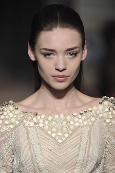 2014 Couture, Couture Makeup, Runway Beauty, Paris Haute Couture, Dark Complexion, Emo Dresses, Tony Ward, Food Kids, Spring Couture