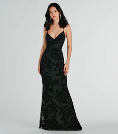 Step into the garden of sultriness in the Aly formal long dress! She captivates everyone in her plunge V-neckline, a padded bust, spaghetti straps that lace up in the back, and a flattering mermaid silhouette and floor-length hem. Formal Long Dress, Windsor Dresses Prom, Black Sparkle Dress, Prom Dress Inspo, Velvet Pattern, Black Tie Formal, Windsor Dresses, Mermaid Silhouette, Dresses Elegant