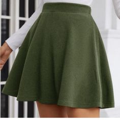 High Waist Textured Flare Skater Mini Skirt. This Listing Is For The 1st Picture, Other Colors Listed Separately Ships In 6-10 Days~All Purchases Are Shipped With A Special Gift Season: Spring, Summer, Fall Material: 97% Polyester, 3% Elastane Size Tags Are In Letters Xs-(2) S-(4) M-(6) L-(8/10) Do You Love? Anthro Festival Preppy Casual Mumu Revolve Spell Reformation Puff Popular Swim Contemporary Layering Free People Cami Dress Top Events Lulu Vacation Beach Contemporary Anniversary Boat Weeke Rock Outfit, Style Noir, Cute Skirts, Green Skirt, Skirt Outfits, Flare Skirt, Pretty Outfits, Perfect Dress, High Waisted Skirt