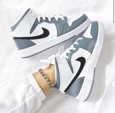 Jordan Panda, Panda Nike, Sepatu Air Jordan, Air Jordan 1 White, Wallpaper Nike, Angelus Paint, Custom Air Jordan 1, Jordan Shoes Girls