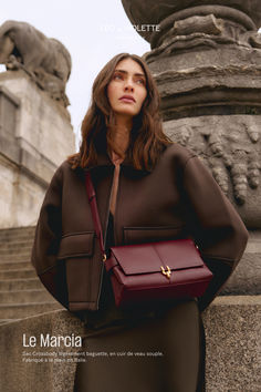 Brown Leather Bag Outfit, Leather Tote Bag Outfit, Bags Shoot, Bag Editorial, Dark Academia Bag, Maroon Bag, Camera Harness, Burgundy Bag