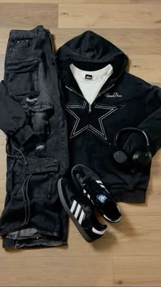 Grunge Black Outfits Men, Acubi Fashion Men, Mode Zendaya, W Pictures, Types Of Aesthetics, Street Fashion Men Streetwear, Guys Clothing Styles, Tomboy Style Outfits