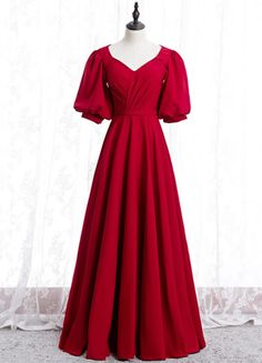 Edward Albee, Prom Dress Burgundy, Vestidos Maxi, Royal Core, Shy Girl, Dream Prom, Floor Length Prom Dresses, Burgundy Prom Dress, Blue Tulle