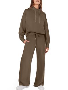 PRICES MAY VARY. Size - S=US(4-6), M=US(8-10), L=US(12-14), XL=US(16-18），choose according to your regular size. Refer to the detailed description for accurate measurements. Features - This trendy Sweatsuit Set includes an oversized sweatshirt with drawstring and long sleeves, and a high waist, drawstring wide-leg sweatpant for the perfect two-piece tracksuit set. Style - This tracksuit set is versatile enough to be worn everywhere. Made with premium quality, lightweight and ultra-soft fabric, it Lounge Outfits, Sweatsuit Set, Traje Casual, Korean Casual, Tracksuit Set, Lounge Set, Trouser Suits, Look Casual, Oversized Sweatshirt